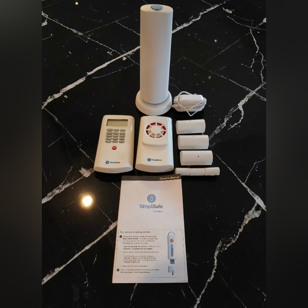 SimpliSafe home security system, a DIY wireless setup designed for home